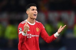 Cristiano Ronaldo memang mulai santer dikabarkan bakal hengkang dari Manchester United (foto/int)